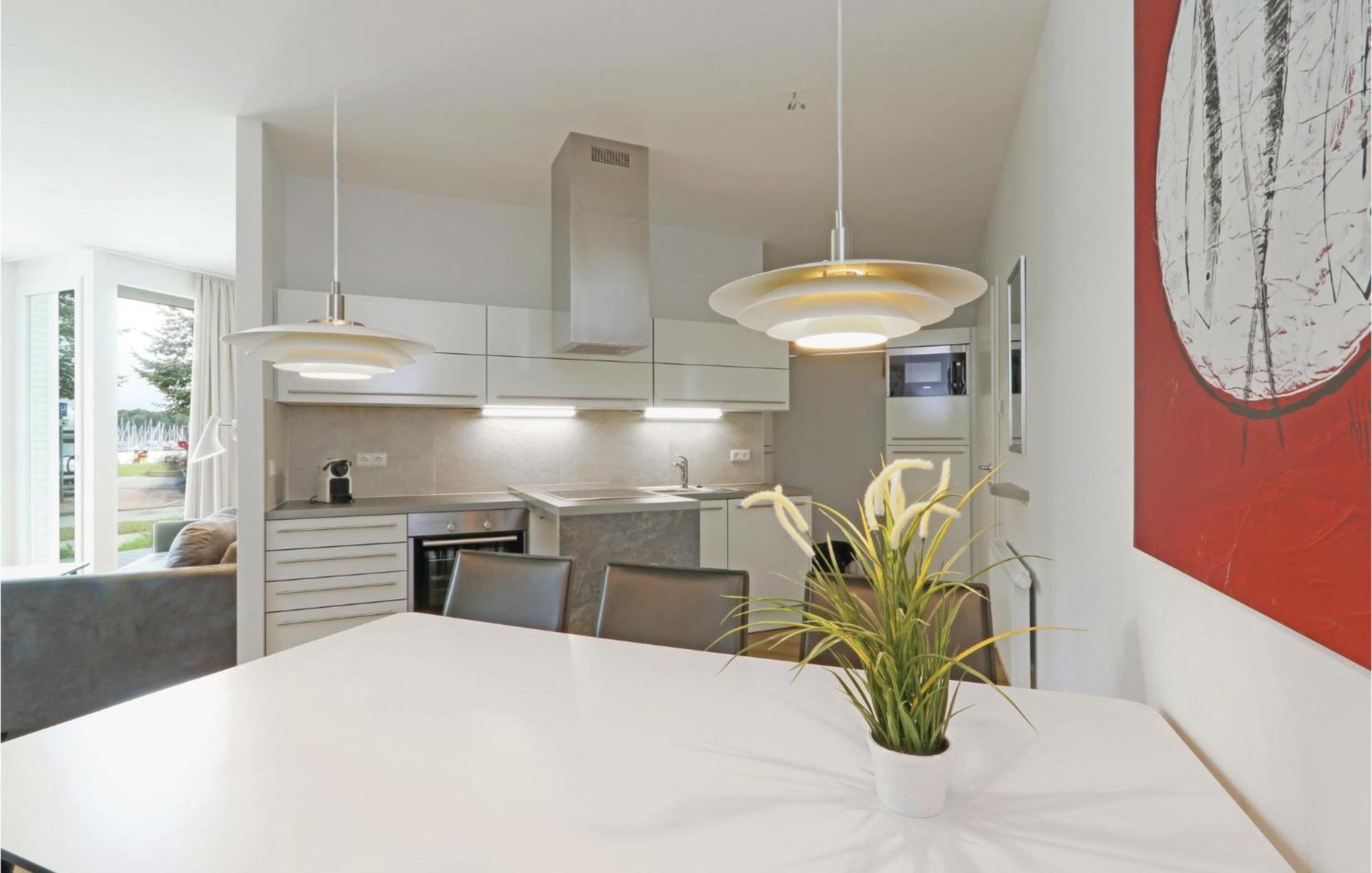 Amazing Apartment In Luebeck Travemuende With Sauna Екстериор снимка